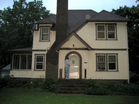 Exterior of Stucco House in Drake Neighborhood